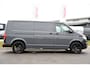 Volkswagen Transporter 2.0 TDI L2H1 30 PB Edition Adaptieve Cruise, Carplay, 150pk, Sensoren, Voorruit verwarming, Automaat, Leder, Uniek!