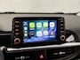 Kia Picanto 1.2 CVVT GT-Line (APPLE CARPLAY, CLIMATE, LEDER, CAMERA, STUUR/STOELVERWARMING, SPORTSTOELEN, GETINT GLAS, KEYLESS, LM VELGEN, NIEUWE APK, NIEUWSTAAT)
