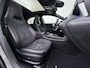 Mercedes-Benz A-klasse 250e AMG // Panorama dak // Sfeerverlichting // Memory // MultiBeam LED // Advanced Audio // Keyless // 18" AMG Velgen // Widescreen