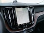Volvo XC60 2.0 T8 Plug-in hybrid AWD Ultra Dark 455 Pk Automaat Navi / Leer / Pano-dak / Luchtvering / Trekhaak / DAB / Apple Carplay