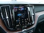 Volvo XC60 2.0 T8 Plug-in hybrid AWD Ultra Dark 455 Pk Automaat Navi / Leer / Pano-dak / Luchtvering / Trekhaak / DAB / Apple Carplay