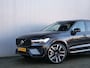 Volvo XC60 2.0 T8 Plug-in hybrid AWD Ultra Dark 455 Pk Automaat Navi / Leer / Pano-dak / Luchtvering / Trekhaak / DAB / Apple Carplay