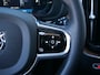Volvo XC60 2.0 T8 Plug-in hybrid AWD Ultra Dark 455 Pk Automaat Navi / Leer / Pano-dak / Luchtvering / Trekhaak / DAB / Apple Carplay