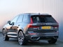 Volvo XC60 2.0 T8 Plug-in hybrid AWD Ultra Dark 455 Pk Automaat Navi / Leer / Pano-dak / Luchtvering / Trekhaak / DAB / Apple Carplay