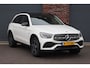 Mercedes-Benz GLC 300e 4MATIC AMG Line | Panoramadak | Trekhaak | Multibeam LED | Stoelverwarming | Camera | Dodehoekassistent | Spoorpakket | Sfeerverlichting | Zitcomfortpakket |