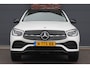 Mercedes-Benz GLC 300e 4MATIC AMG Line | Panoramadak | Trekhaak | Multibeam LED | Stoelverwarming | Camera | Dodehoekassistent | Spoorpakket | Sfeerverlichting | Zitcomfortpakket |
