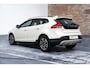 Volvo V40 Cross Country T3 Automaat Edition+ | Afneembare trekhaak | Stoelverwarming | Navigatie | Volvo on Call | Climate control | Parkeersensoren achter | High performance audio | Dealeronderhouden