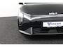 Kia EV4 Air 81.4 kWh - Prijs incl. €3000 inruilpremie - Direct beschikbaar! Stoel/Stuur verwarming - Apple Carplay/Android Auto - Achteruitrij camera - Adaptive cruise control - - Fabrieksgarantie tot 02-2033