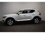Volvo XC40 2.0 T4 190pk AUT8 Momentum Trekhaak 1800kg/ Leer/ Stoelverw./ Camera/ Adapt. Cruise
