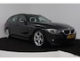 BMW 3-Serie Touring 330i High Executive (PANORAMADAK, STOELVERWARMING, LEER, NAVIGATIE, PARKEERSENSOREN)