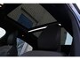 Volvo XC60 T6 Automaat Plug-in hybrid AWD Ultra Dark | Elektrisch panoramadak | Luchtvering | Premium audio by Bowers & Wilkins | Verwarmbare voorstoelen en achterbank | Verwarmbaar stuurwiel | Head-up display | Apple carplay/Android auto | Rondomzicht camera |