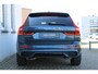 Volvo XC60 T6 Automaat Plug-in hybrid AWD Ultra Dark | Elektrisch panoramadak | Luchtvering | Premium audio by Bowers & Wilkins | Verwarmbare voorstoelen en achterbank | Verwarmbaar stuurwiel | Head-up display | Apple carplay/Android auto | Rondomzicht camera |