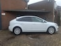 Ford Focus 1.8 Limited Carplay / Cruise Controle / Blouthoot / Airco / Parkeer Sensoren