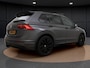Volkswagen Tiguan 1.5 TSI R-line | Pano Dak | Trekhaak | Dynaudio | Camera | ACC | Parkeerhulp | 20'' |