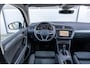 Volkswagen Tiguan 1.4 TSI 245pk eHybrid Life | SoH 100% | Trekhaak | Panoramadak | Achteruitrijcamera | Stoelverwarming | Navigatie