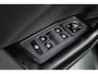 Volkswagen T-Roc 1.5 TSI Style | Adaptieve cruise control | Apple Carplay | Lichtmetalen velgen