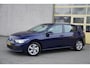 Volkswagen Golf 1.5 TSI 5drs Life Business BJ2020 Lmv 16" | Led V+A | Pdc | Navi | Keyless entry | Achteruitrijcamera | App-Connect | Virtual cockpit | Dashboard verlichting | Climate control | Cruise control | Sportstoelen | Verwarmde voorstoelen | Elek. Be stoel+Mem
