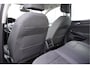 Volkswagen Golf 1.5 TSI 5drs Life Business BJ2020 Lmv 16" | Led V+A | Pdc | Navi | Keyless entry | Achteruitrijcamera | App-Connect | Virtual cockpit | Dashboard verlichting | Climate control | Cruise control | Sportstoelen | Verwarmde voorstoelen | Elek. Be stoel+Mem
