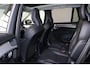 Volvo XC90 T8 Recharge AWD Ultra Dark - Luchtvering - Panorama/schuifdak - IntelliSafe Assist & Surround - 360º Camera - Bowers & Wilkins audio - Adaptieve LED koplampen - Verwarmde voorstoelen, stuur & achterbank - Parkeersensoren voor & achter - Elektr. bedienb. voorstoelen met geheugen - Geventileerde voorstoelen - Head up display - Draadloze tel. lader - Extra getint glas - Elektr. inklapbare trekhaak - 21' LMV