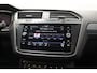 Volkswagen Tiguan 1.5 TSI Life Business [ Panorama LED Virtual Navi ]