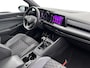 Volkswagen Golf 1.5 TSI R-Line | Panoramadak | Adaptieve Cruise Control | Winterpakket | Apple Carplay/Android Auto | 18" inch velgen |