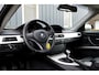 BMW 3-Serie Coupé 320i Executive Rijklaarprijs-Garantie Navigatie Xenon Airco Trekhaak 17 inch Sport interieur