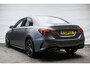 Mercedes-Benz A-klasse 180 AMG Night Edition Automaat ORG NL [ Sfeerverlichting Elektrische Trekhaak Camera Stoelverwarming ]