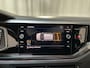 Volkswagen Polo 1.0 TSI Highline R-Line LED Panoramadak Parkeersensoren Navigatie App-Connect