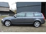 Volvo V70 2.0 KINETIC Trekhaak Stoel verwarming Clima Cruise Control