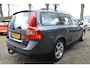 Volvo V70 2.0 KINETIC Trekhaak Stoel verwarming Clima Cruise Control