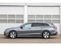 Volkswagen Passat Variant 1.5 eHybrid 204pk Business | SoH 100% | Trekhaak | Stoelverwarming | Head-Up Display | Achteruitrijcamera