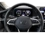 Volkswagen Passat Variant 1.5 eHybrid 204pk Business | SoH 100% | Trekhaak | Stoelverwarming | Head-Up Display | Achteruitrijcamera