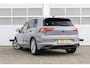 Volkswagen Golf 1.5 TSI 130pk Life | Achteruitrijcamera | Navigatie | Stoelverwarming