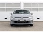 Volkswagen Golf 1.5 TSI 130pk Life | Achteruitrijcamera | Navigatie | Stoelverwarming