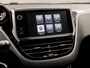 Peugeot 208 1.2 PureTech Allure Sport Automaat (APPLE CARPLAY, NAVIGATIE, CLIMATE, LEDER, STOELVERWARMING, CAMERA, LM VELGEN, CRUISE, NIEUWSTAAT)