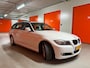 BMW 3-Serie Touring 318i Luxury Line | Trekhaak | Xenon | Nieuwe apk