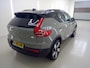 Volvo XC40 Single Motor Extended Range Ultimate 82 kWh | Trekhaak | Panoramadak | Extra Getint Glas | PDC V+A en Camera | Stoel + Stuurverwarming | Keyless Entry | 20 inch LM |