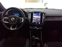 Volvo XC40 Single Motor Extended Range Ultimate 82 kWh | Trekhaak | Panoramadak | Extra Getint Glas | PDC V+A en Camera | Stoel + Stuurverwarming | Keyless Entry | 20 inch LM |