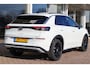 Volkswagen T-Roc 1.5 eTSI 116pk DSG Life First Edition | Stoel-/ Stuurwielverwarming | Dodehoek Detectie | Adaptive Cruise