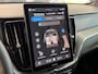 Volvo XC60 2.0 T6 Plug-in hybrid AWD Ultra Black Edition Facelift | Pano | 360 Camera | Leer | Winterpakket | Harman Kardon ( Vestiging - Nieuwegein )