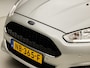 Ford Fiesta 1.0 Sport (5 DEURS, NAVIGATIE, AIRCO, CRUISE, LM VELGEN, SPORTSTOELEN, XENON, PARKEERSENSOREN, TREKHAAK, NIEUWSTAAT)