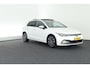 Volkswagen Golf 1.4 204pk eHybrid Style Oryxwit Panoramadak Trekhaak Camera DCC Keyless Virtual Cockpit Navigatie