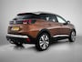 Peugeot 3008 SUV Allure 1.5 BlueHDi 130pk Automaat | Lage kilometerstand! | Navigatie via Apple Carplay / Android Auto | Achteruitrijcamera | Handsfree Achterklep | Keyless | Climate Control | Cruise Control | Parkeersensoren v+a | Elektrisch inklapbare spiegels | Armsteun | Bluetooth | Donker getint glas | Trekhaak | 19" lichtmetalen velgen |
