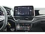 Volkswagen T-Roc 1.5 TSI 150pk DSG 2x R-Line Trekhaak Camera Stoelverwarming Virtual Cockpit Navigatie