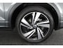 Volkswagen T-Roc 1.5 TSI 150pk DSG 2x R-Line Trekhaak Camera Stoelverwarming Virtual Cockpit Navigatie
