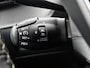 Peugeot 208 GT 100pk | Navigatie | Achteruitrijcamera | Climate Control | Cruise Control | Parkeersensoren v+a | Armsteun | Keyless | Full Led koplampen | Half lederen sportstoelen | Bluetooth | Draadloze Apple CarPlay / Android Auto + telefoonlader | DAB+ radio | Volledig digitaal instrumentenpaneel | Sfeerverlichting | Donker getint glas | 17" lichtmetalen velgen |