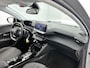 Peugeot 208 Allure Hybrid 110pk Automaat | Navigatie | Climate Control | Cruise Control | Parkeersensoren v+a | Armsteun | Digitaal instrumentenpaneel | Draadloze Apple Carplay / Android Auto | DAB+ radio | All seasonbanden | Led koplampen | Donker getint glas | 16" lichtmetalen velgen |