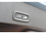 Volvo XC40 T5 Automaat Recharge 262PK R-Design | Panoramadak | Lederen bekleding | Adaptieve Cruise Control | Premium audio by Harman Kardon | Rondomzicht camera | Elektrisch verstelbare stoelen | Bestuurdersstoel met geheugenfunctie | Stuurwielverwarming |