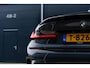 BMW 3-Serie 330e M-Sport *Pano* Stuurverw* HUD* Leder* ACC*