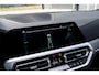 BMW 3-Serie 330e M-Sport *Pano* Stuurverw* HUD* Leder* ACC*